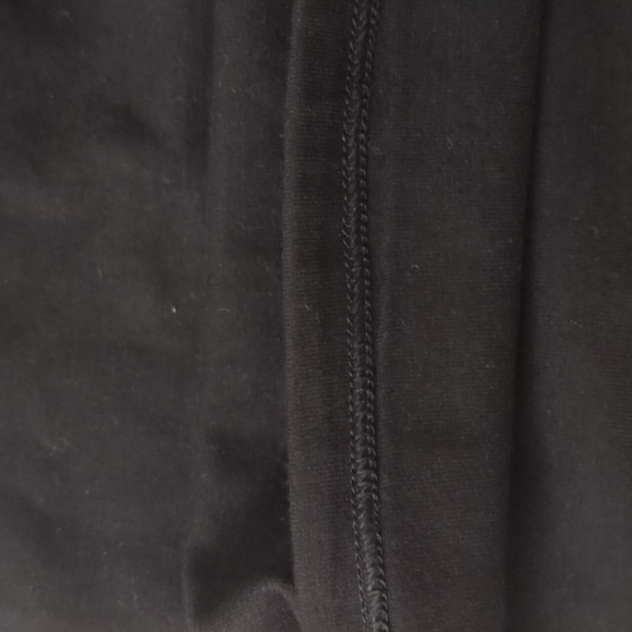 VS Black Cotton Top - Picture 10 of 12